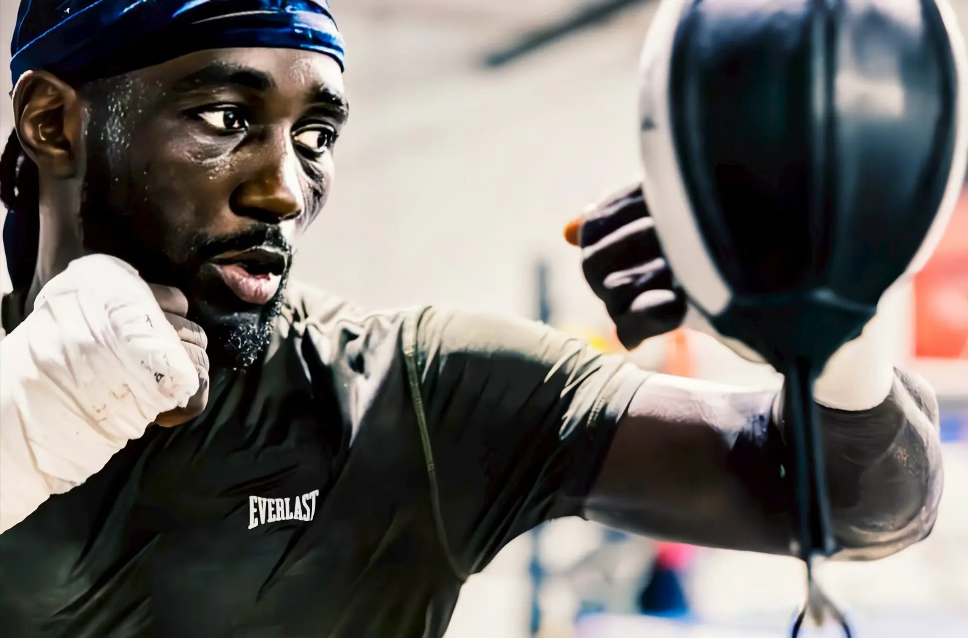 tenan, 时不时地通, 瓦加斯