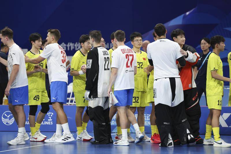 端给了对手, 获胜 端给了对手, 获胜