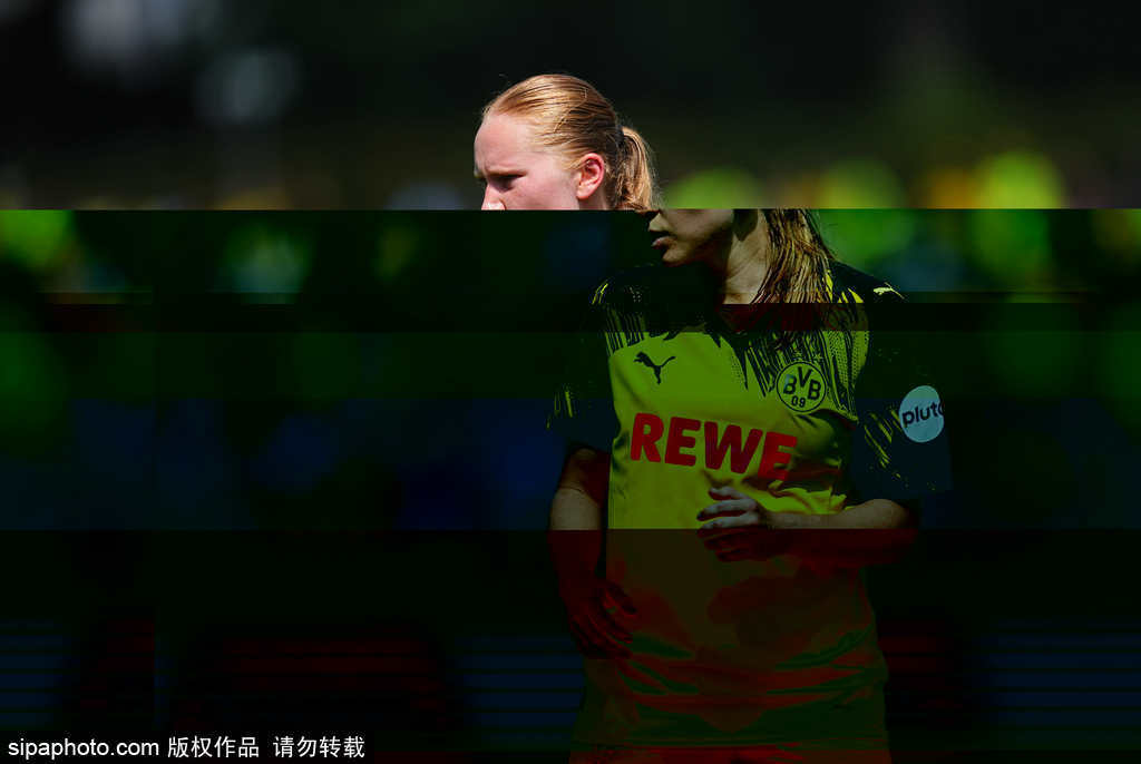 jpeg, 阿迪达斯总