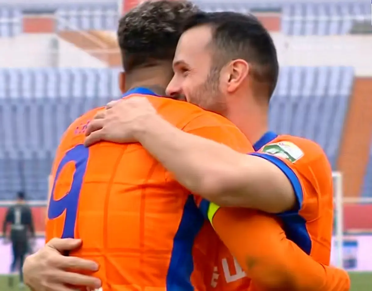 后蹬踏犯规, 中超争冠, 泰山