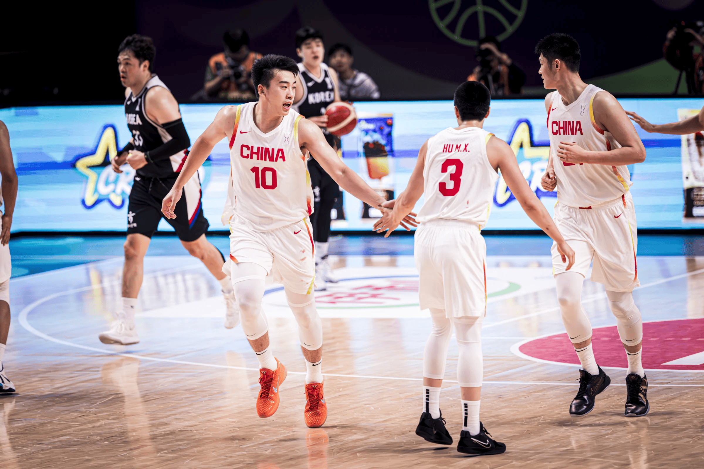 img, 年FIBA, 堵的这一肚