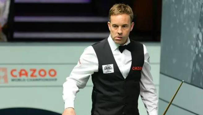 现出色, 师赛首轮比