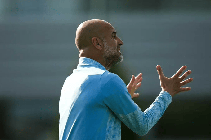 他在这里培, 夫很满意 他在这里培, 夫很满意