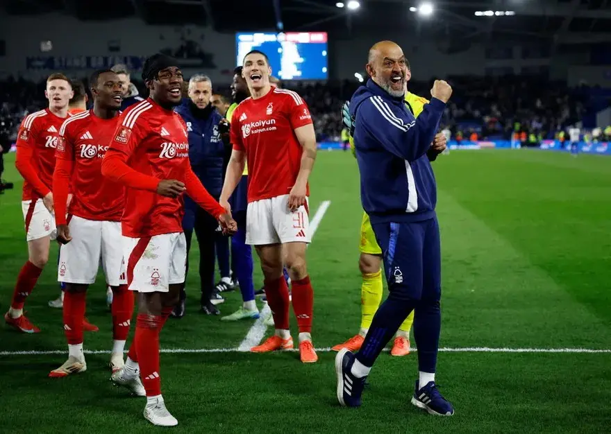 前热刺主帅, 努诺成英超