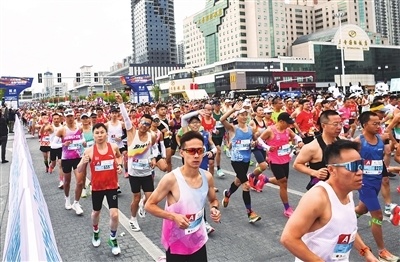 范兆森赵雁, 道格拉斯